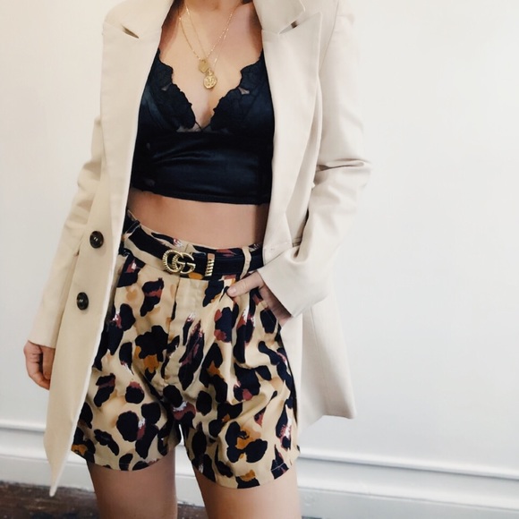 Last 1✨Layne Leopard Print Shorts - Picture 2 of 8